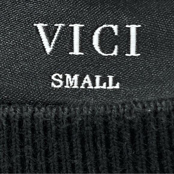 VICI Rainbow Stripe Y2K Grunge Skater Cropped Sweater Size Small Indie Rave - Picture 6 of 8